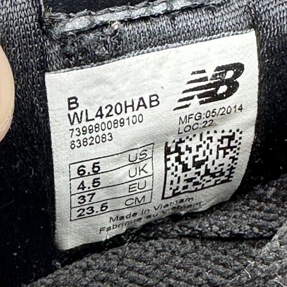 New Balance 420 Womens Size 6.5 (B) Shoes Black Snake Print Sneakers Heidi Klum - Picture 8 of 8